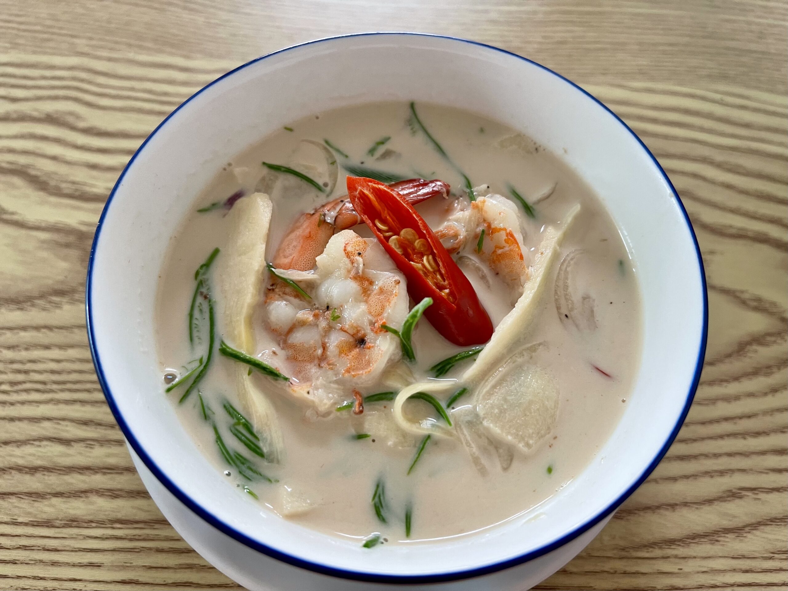 トムガティノーマイクンソット